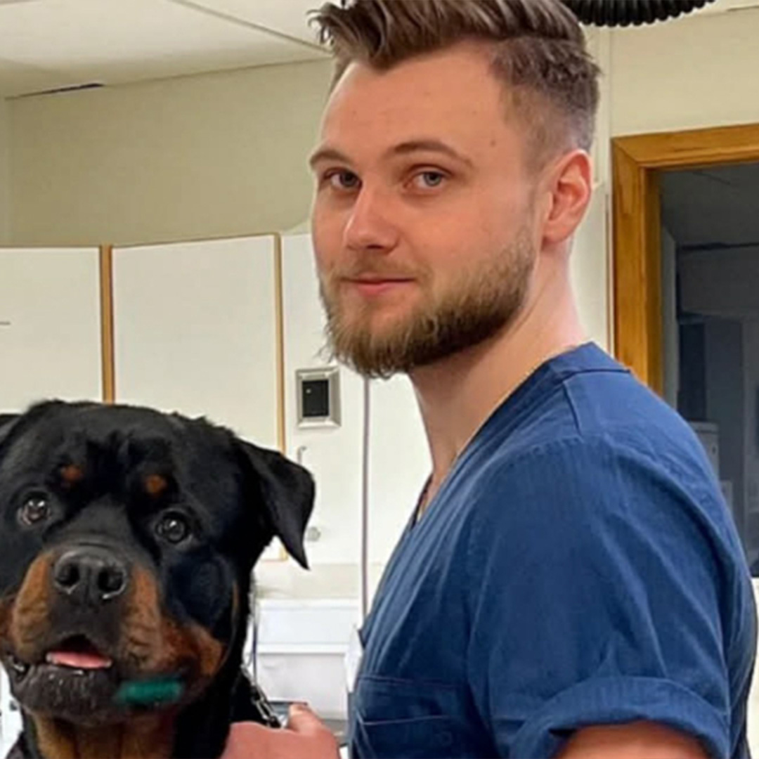 Melwin, djurvårdare och avdelningsansvarig för vård och IVA